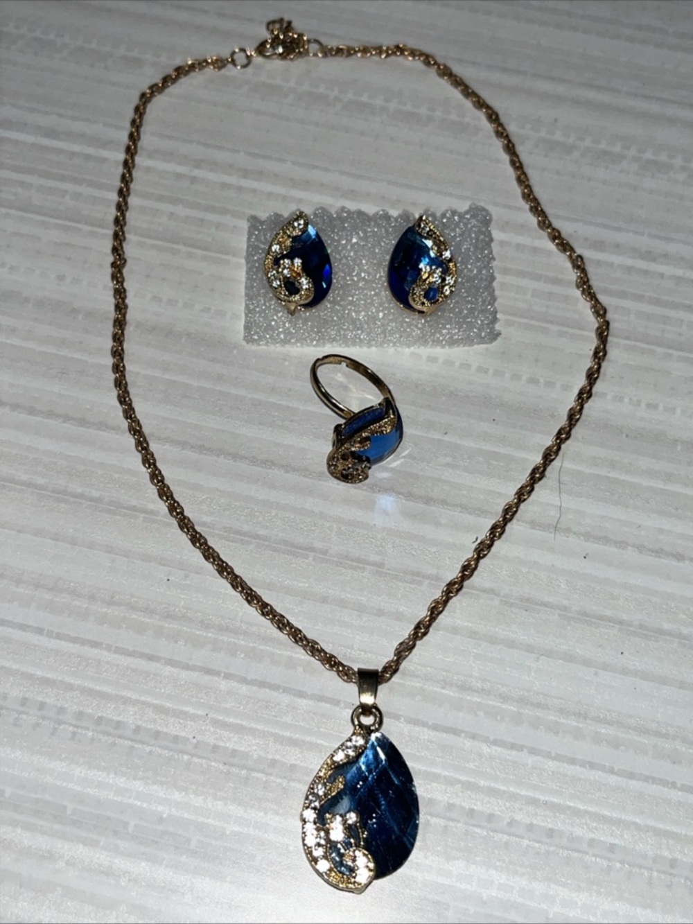 Gold Blue Jewelry Set Teardrop Blue Stones Necklace Earrings, Ring